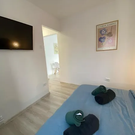 Apartamento Florilor House